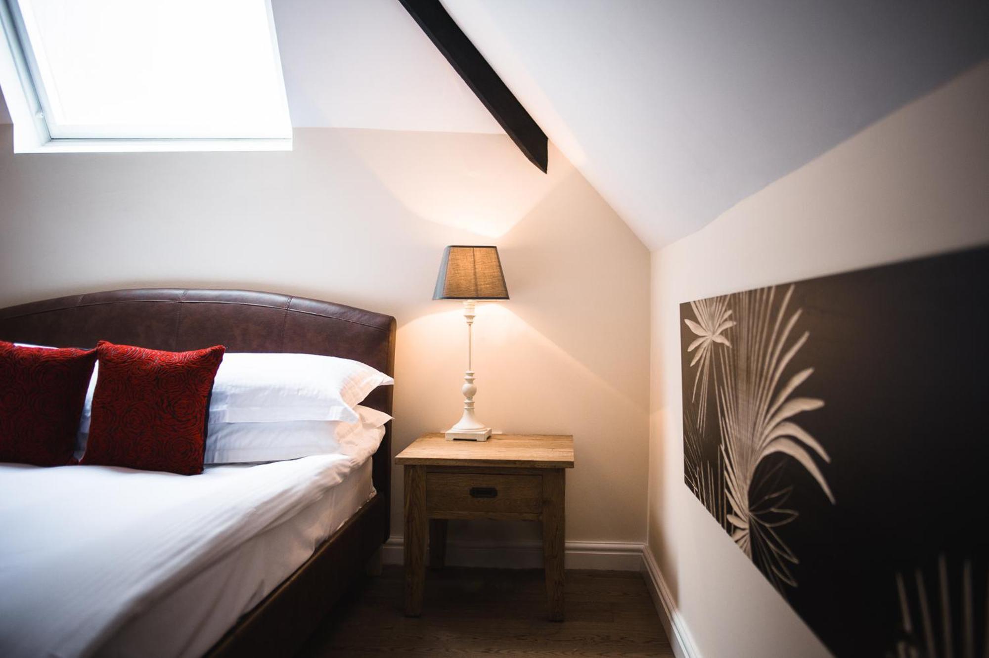 Romneys Apartments & Suites Kendal Pokoj fotografie